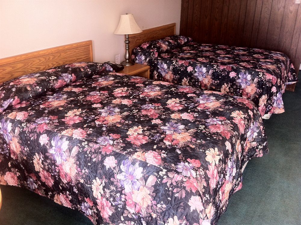 Rainbow Motel Swift Current Dış mekan fotoğraf