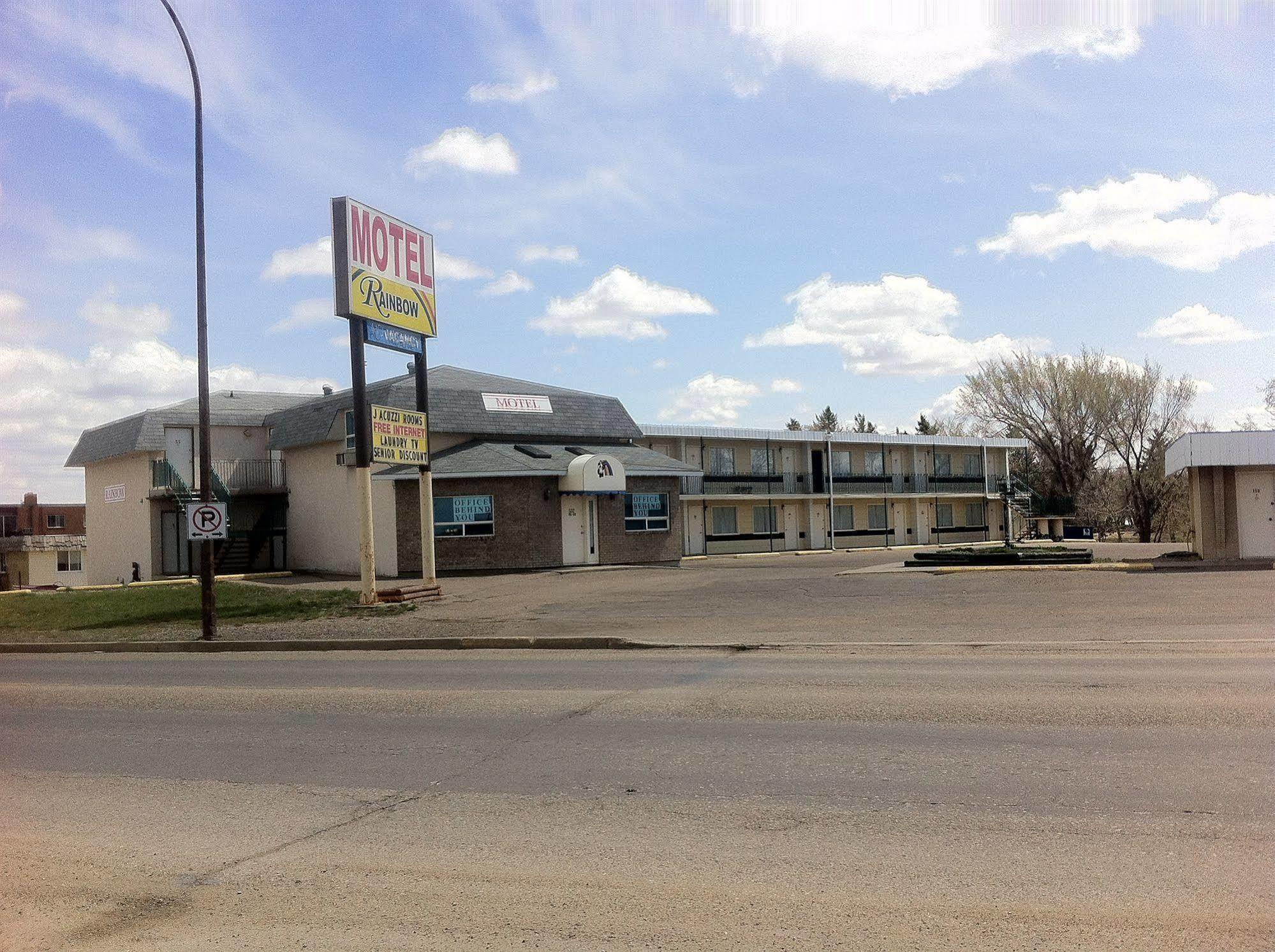 Rainbow Motel Swift Current Dış mekan fotoğraf
